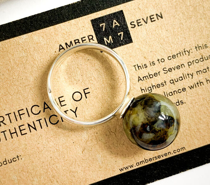 green amber stone ring
